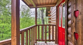 River Rush Cozy Riverfront Cabin à Pigeon Forge - Image 5