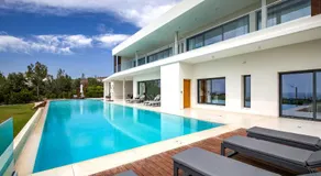 J&C Villa Seacave with Infinity Pool - Image 4
