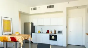 Spacious New 1BD Levinski Florentin - Image 4