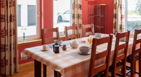 Crossroads Bed and Breakfast - Image 2