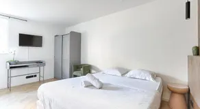Charming apartment La Chapelle - Image 5