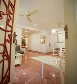 The Collectors Loft-A Luxury Private Suit Near Jaipur City Center - Two-Bedroom Apartment - Image 5
