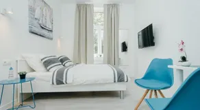 SIA Downtown Apartments - Image 2