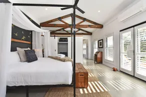 The Glass Ceiling - 360 Mount View Hideaway - Image 2