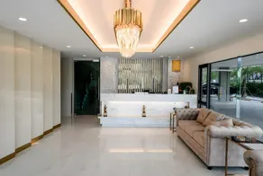 The chess hotel - Image 3