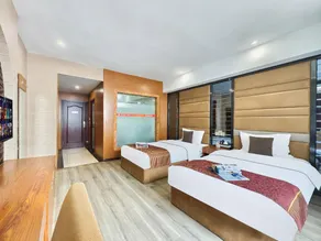 Holiday Inn Rongzhou Yibin (Hejiang Branch) - Image 2