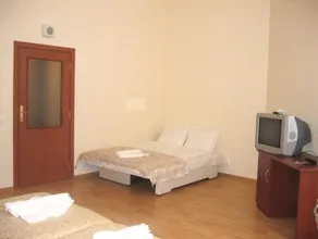 Persey Flora Apartments - Image 4