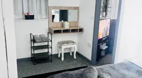 Archie's den - Image 2