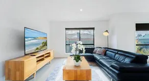Parkland Garden Retreat - Image 3