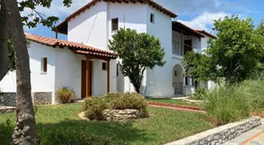 Valmas Village Apartments pool&bar - Image 2