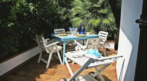 Villetta a pochi passi dalle spiagge di Lacona - Image 3