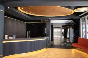 Q21 Hotel - Image 4