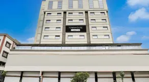 Super Townhouse Anand Formerly Hotel The Maison - Image 3
