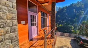 Lemonade Inn - Image 4