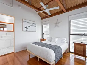 Beachfront 3-Bed with Private Pool & Fireplace - Image 2