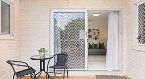 Chic 1-Bed Escape with Parking Bridgeman Downs - Image 4