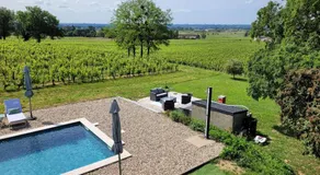 A L'OMBRE DE LA TREILLE -Proche Saint-Emilion - Image 4