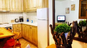 Romantic maisonette in the heart of Pythagoreio LH door - Image 5