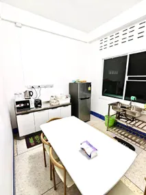 Wealthy Homestay - Image 4