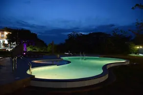 Lake Villa Resort - Image 5