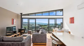 Beach and Reef Townhouse - Image 2