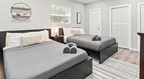 Adventure Awaits In Tampa Bay With Beautiful Decor 4Br With Backyard Oasis Near Busch Gardens & Adventure Island - Image 2