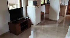 Balassa Weekendhouse - Image 2