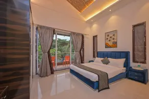 Misty View 4BHK Villa with Pvt Pool 1 - Image 2