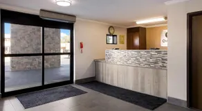 Quality Inn Hall of Fame - Image 5