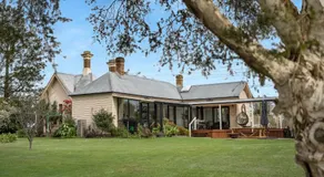 The Lodge - By Berry Getaways - Image 5
