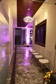City Lights Stay - Image 3