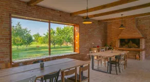 Garden Holiday Home - Image 3