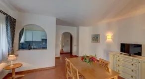 Sea & Villas - Image 4