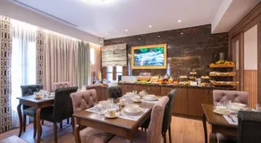 FLOARA DI MUNTE Forest Luxury Suites - Image 2