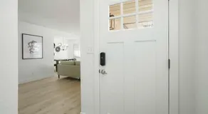 5-Bedrooms! Stylish and Modern Home, Pets Welcome! - Image 3