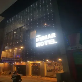 OYO 23257 HOTEL NEW KUMAR - Image 3
