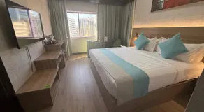 Strand Hotel - Image 2
