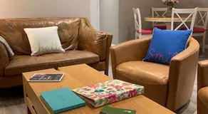 Lily’s Loft Bushmills - Image 2