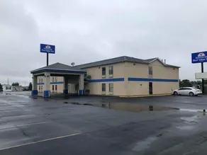 Americas Best Value Inn - Image 4