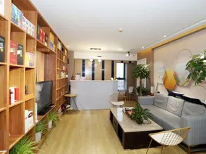 Ginza Holiday Hotel - Image 3