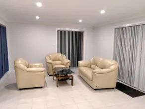 4 Bedroom, 3 bath room home in Kingswood NSW, free WIFI Internet, free parking - Image 3