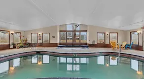 2 bedroom 5 minutes from Grand View - Image 3
