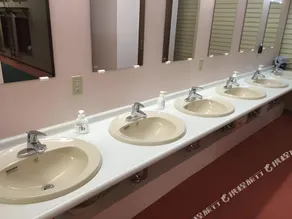 Niko Niko Capsule Hotel - Image 2