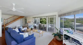 Elegance On Elgata - Bright and Breezy - Image 2