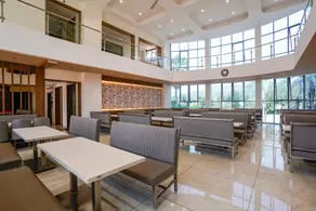 FabHotel Prime Shree Palace - Image 4