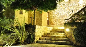Gerani Private Villa - Image 5