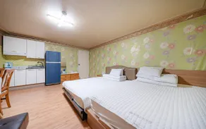 Dongrae Oncheon Hotel - Image 2