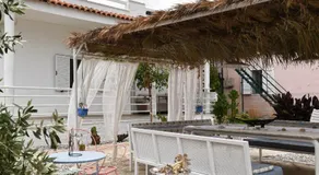 Los Almyros - Image 2