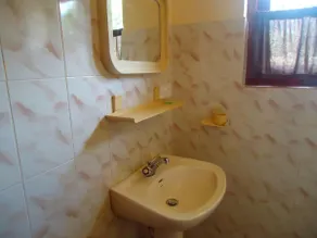 Hotel 4 U - Image 5