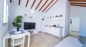 Apartamentos Anjomacar B - Image 2